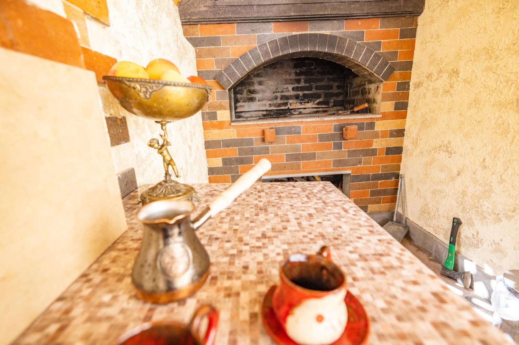 Bed and Breakfast Our House Vagharshapat Екстер'єр фото